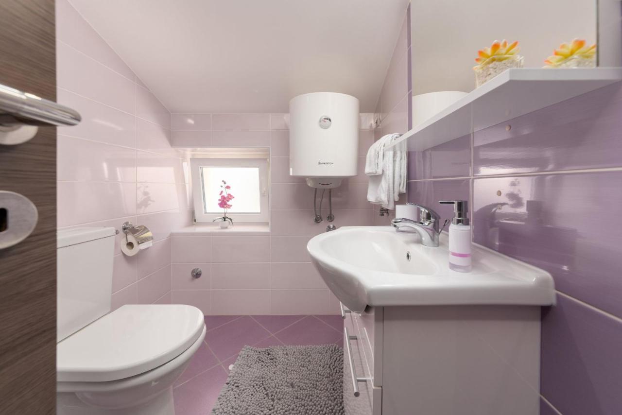Deny Apartman